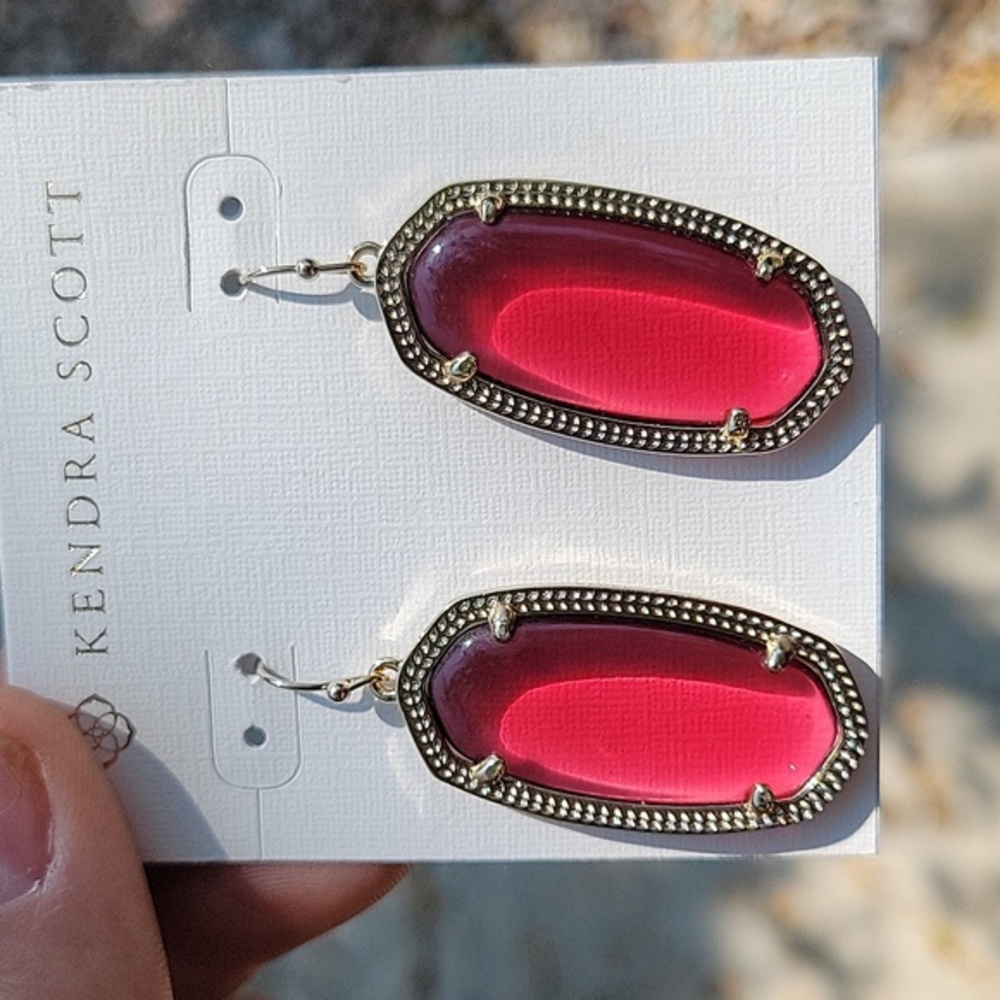 Kendra Scott Elle Gold drop Earrings